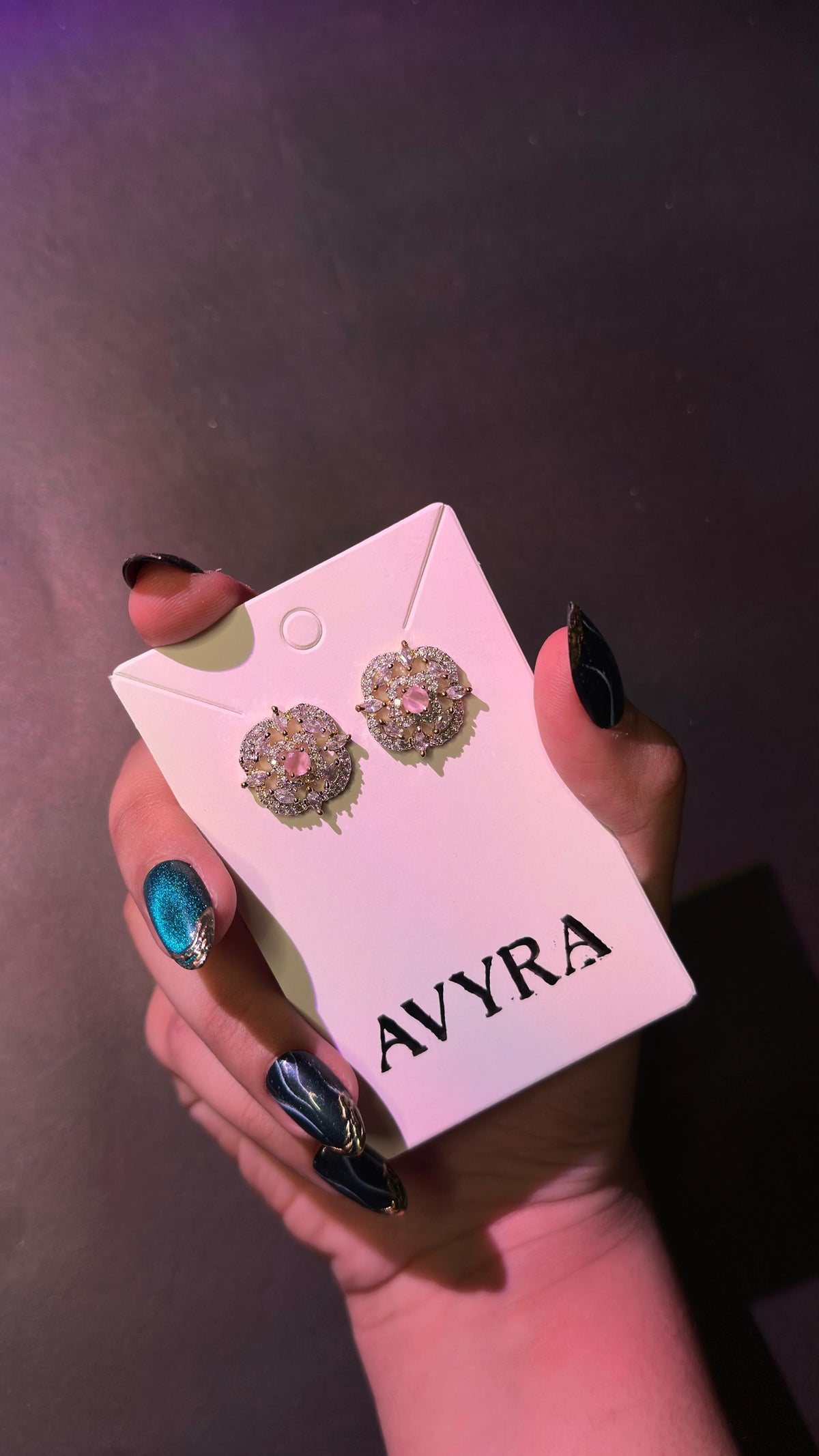 Roselles Studs