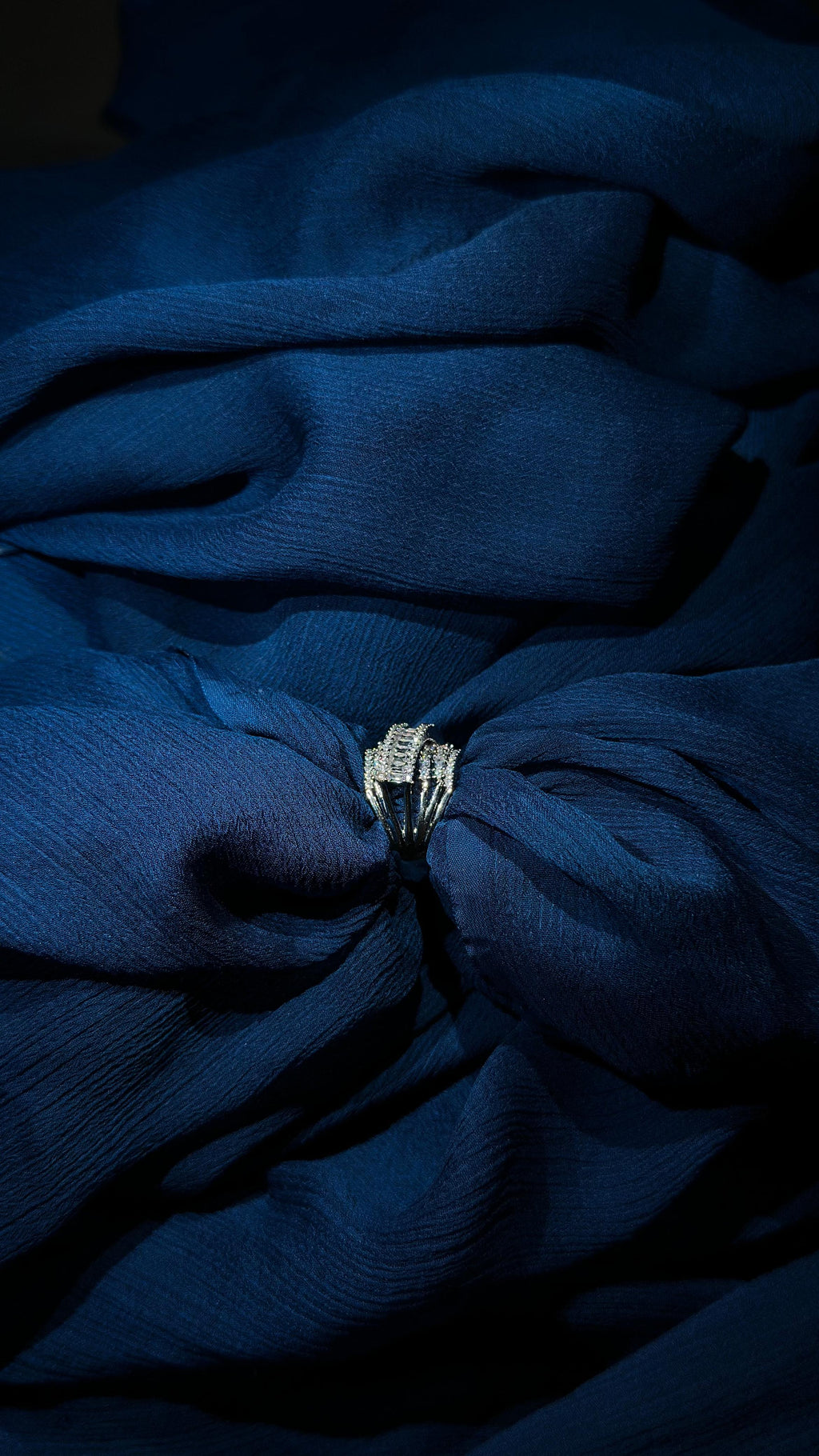 Luxe Silver Zircon Ring