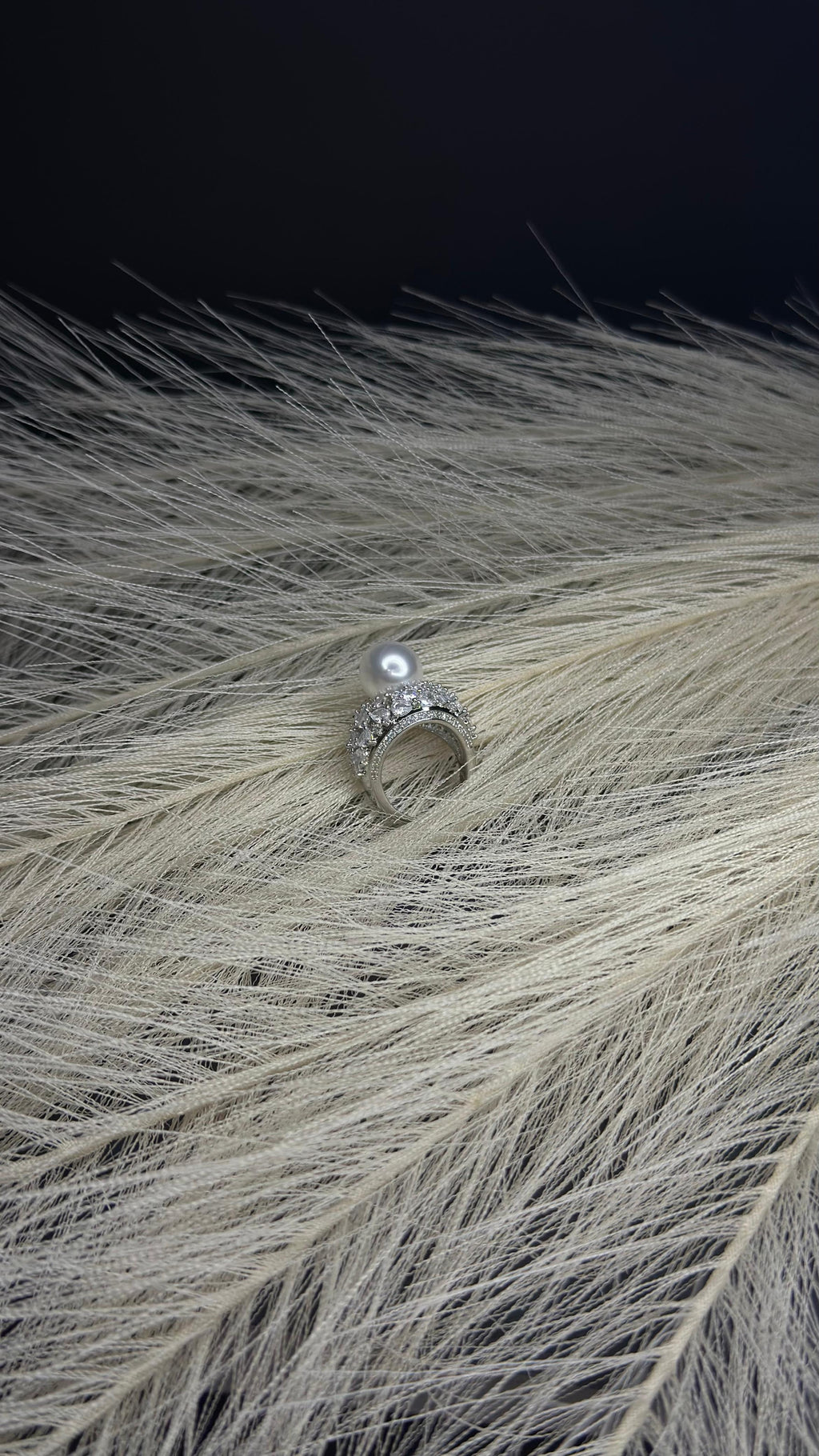 Elite Silver Pearl Zircon Ring