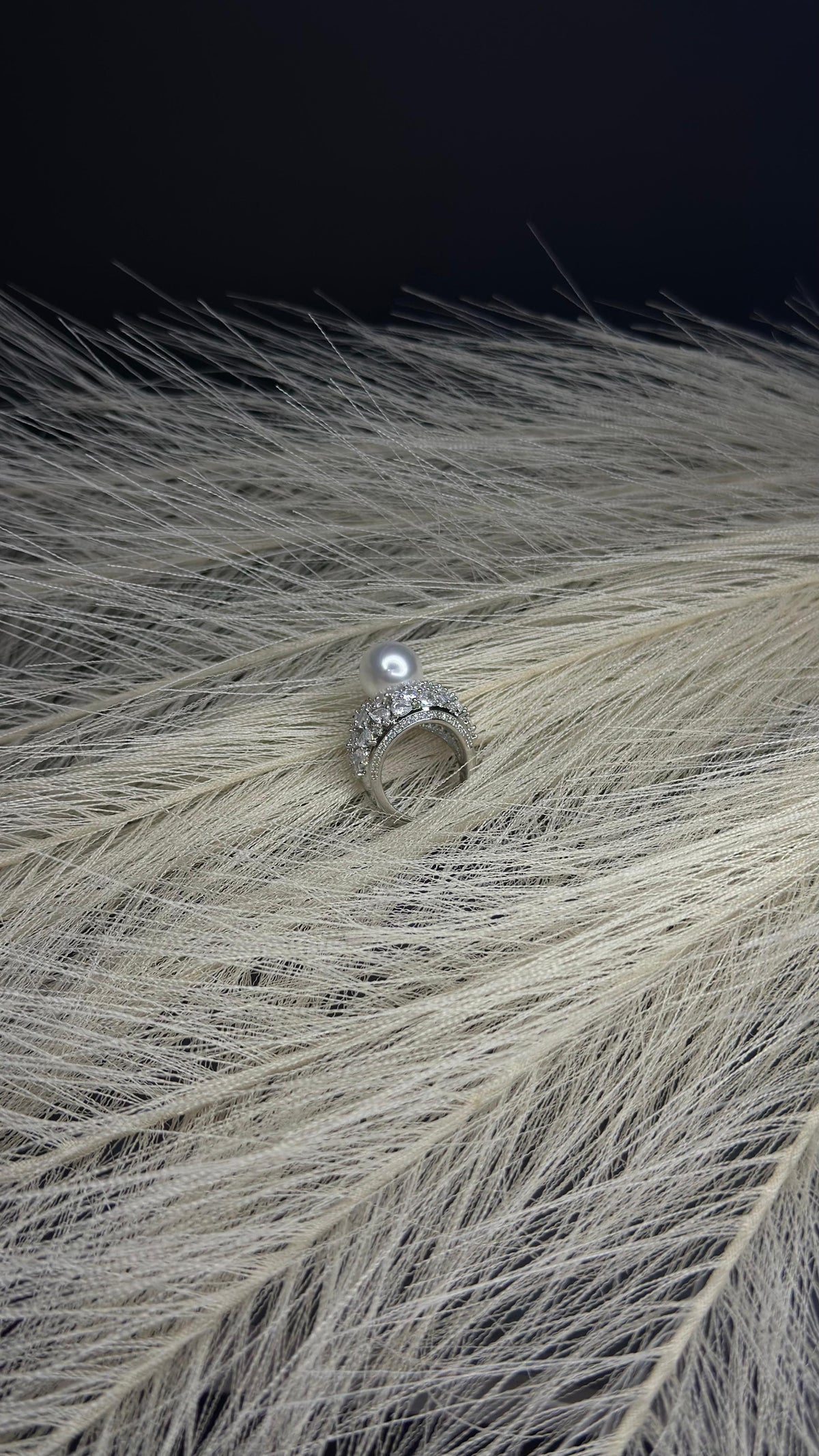 Elite Silver Pearl Zircon Ring