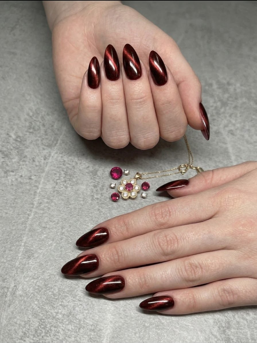 Luxury Red Cat Eye Almond Shaped Press-On Nails