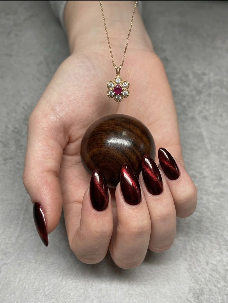Luxury Red Cat Eye Almond Shaped Press-On Nails