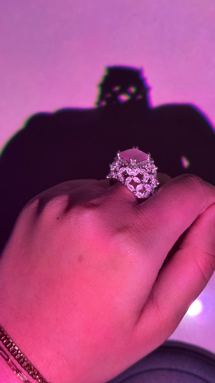 Pink Noir Luxury Zircon Ring
