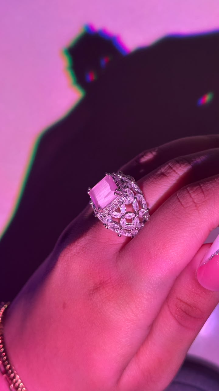 Pink Noir Luxury Zircon Ring