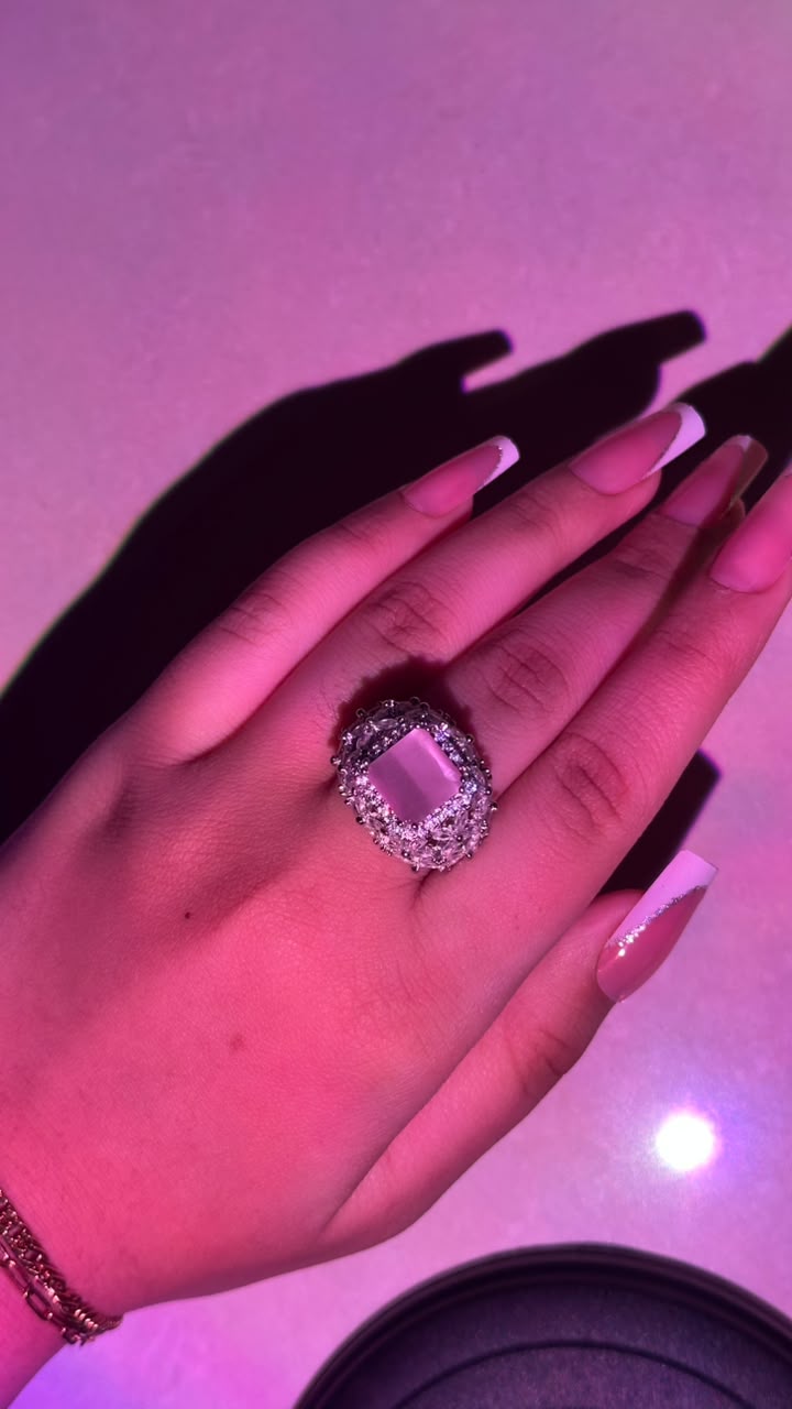 Pink Noir Luxury Zircon Ring
