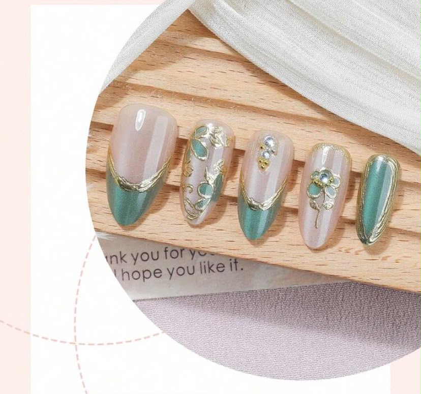 Mint Green Almond Shaped Press-On Nails
