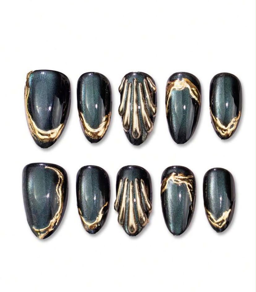 Blue Shell Themed Cat Eye Almond Shaped Press-On Nails